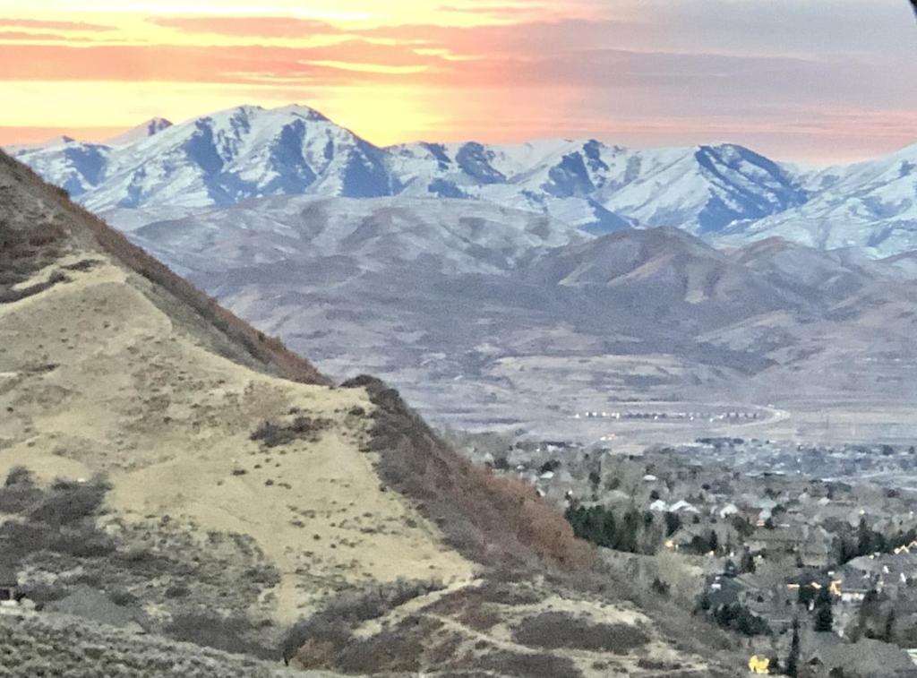 Stay & Play In The Little Switzerland Of Utah!!! Дрейпър Екстериор снимка